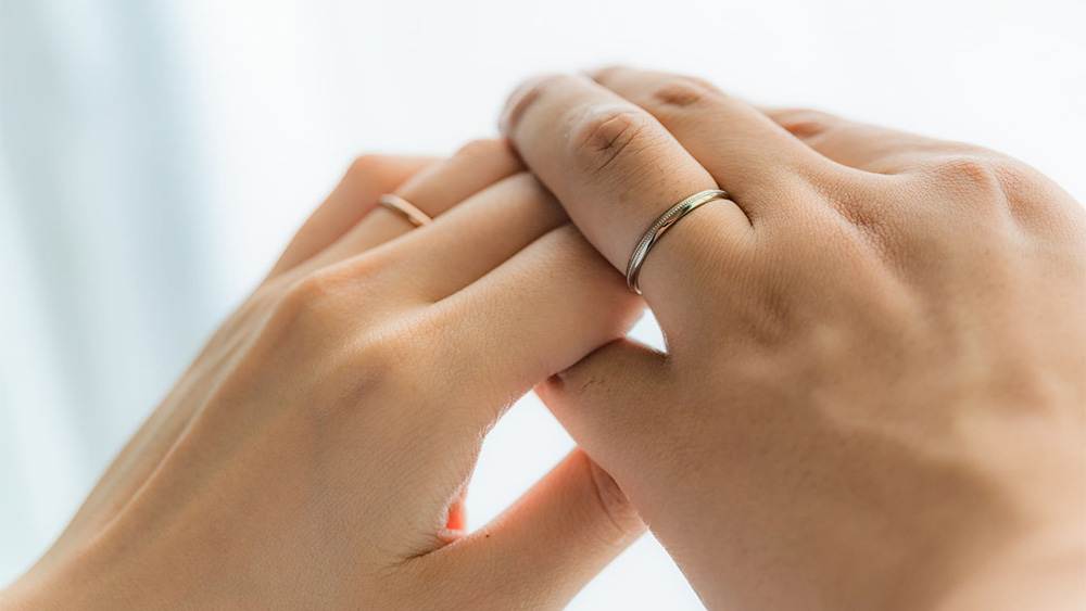 おふたりらしい結婚指輪を選びましょう